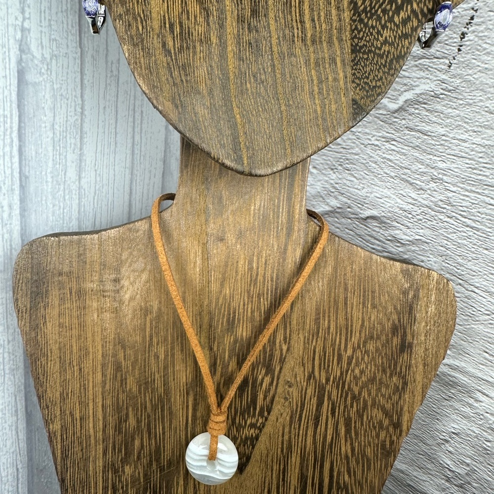 Small Banded White Agate Donut Pendant Necklace on Brown Suede - Picture 2 of 14